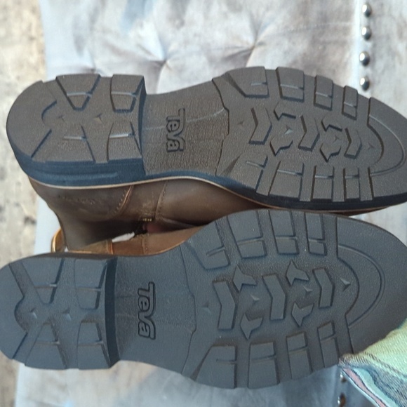 Teva Rowena Buckle Boots | Bison Brown | Size 7 | NWT - Picture 6 of 7